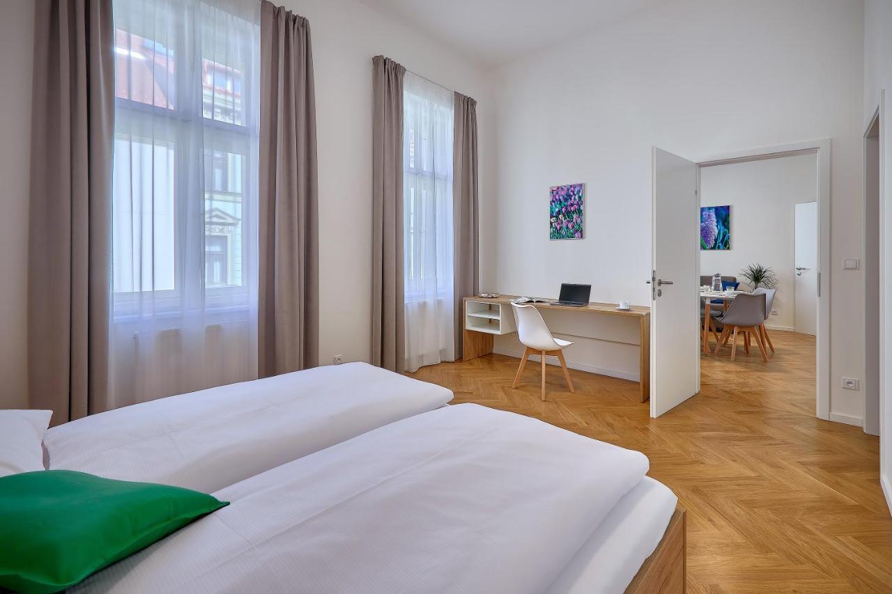 Downtown Rubesova Aparthotel Prag