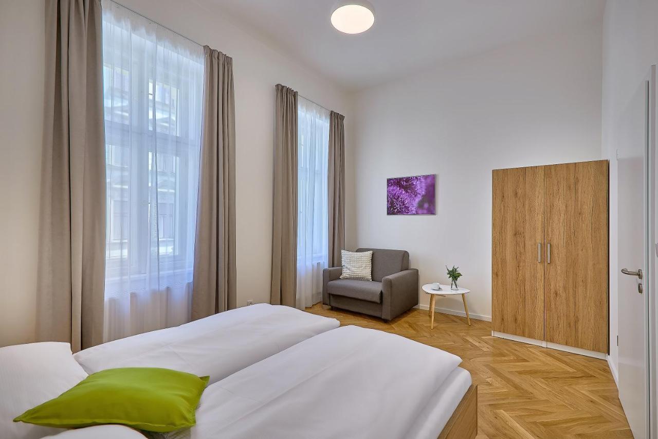 Downtown Rubesova Aparthotel Praha